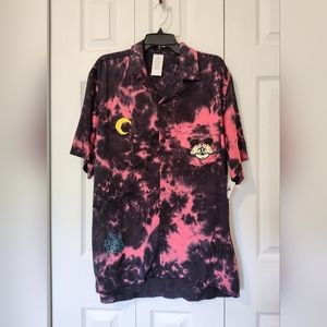 NWT Disney Halloween Tie Dye Collared Button Up Embroidered Large Lightweight